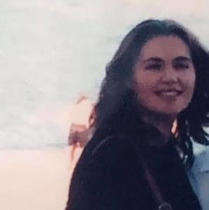 Meet your Posher, Jola